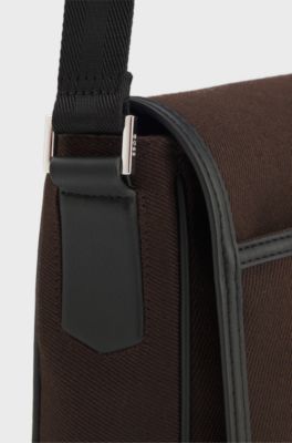 Messenger bag with logo lettering, Dark Brown