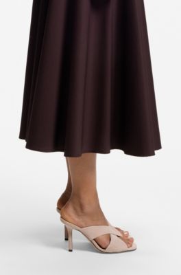 Suede sandals with crossover straps, light pink