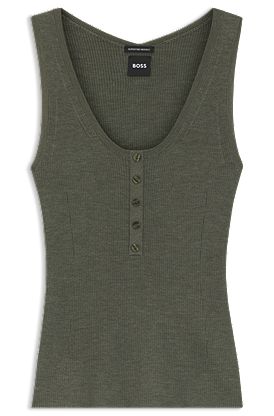 Sleeveless top in rib-knit merino wool