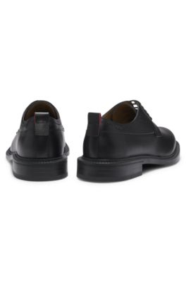 Derby shoes in grained leather, Black