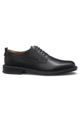 Derby shoes in grained leather, Black
