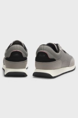 Knitted-upper trainers with logo flag, Light Grey