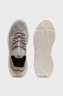 Strick-Sneakers mit Logo-gepr&auml;gter EVA-Sohle, Hellgrau