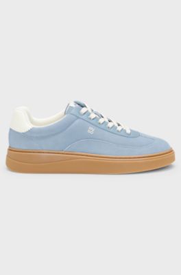 Sneakers in pelle scamosciata con loghi sovrapposti, Celeste