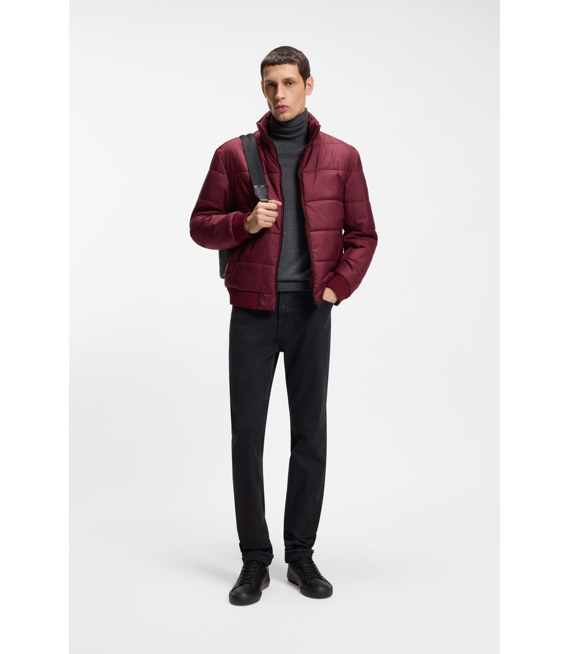 hbeu50563573_602_300?wid=1980&