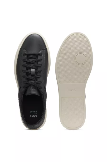 Low-top trainers with grained and woven effects