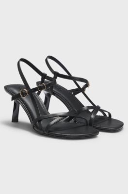 Leren sandalen met bandjes en asymmetrische hak, Zwart