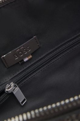 Dokumentportf&ouml;lj med helt&auml;ckande pr&auml;glat m&ouml;nster, M&ouml;rkbrun