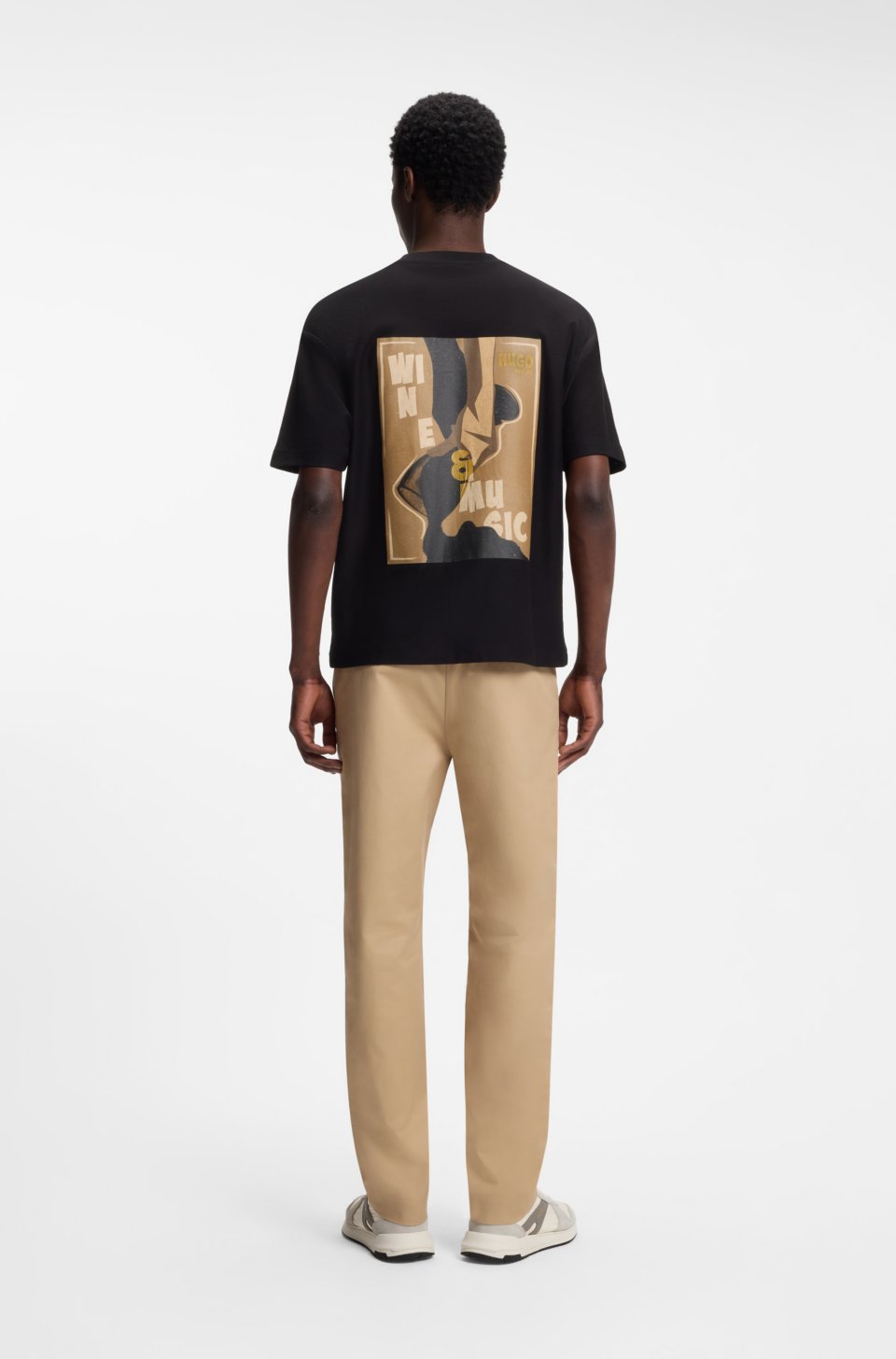 Relaxed-fit cotton T-shirt with printed artwork