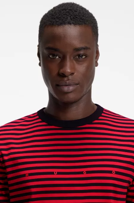 Camiseta relaxed fit en punto de algodón a rayas