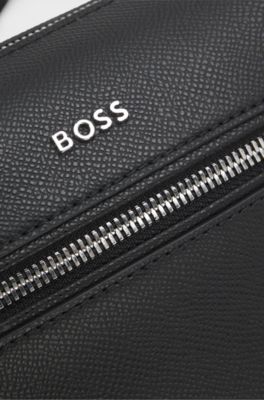 Reporter-Tasche aus genarbtem Leder mit Logo-Schriftzug, Schwarz