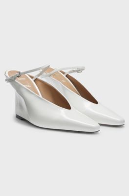 Mules en cuir brillant &agrave; talon compens&eacute; et sangle, Blanc