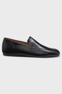 Portuguese-made loafers in smooth leather, Black