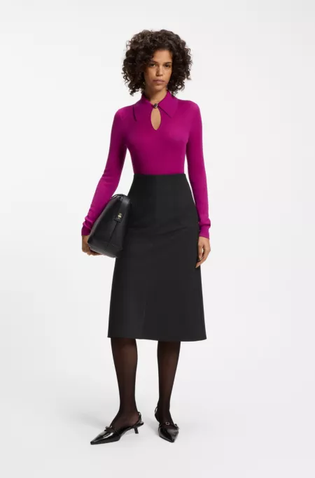 Flared skirt with seam details
