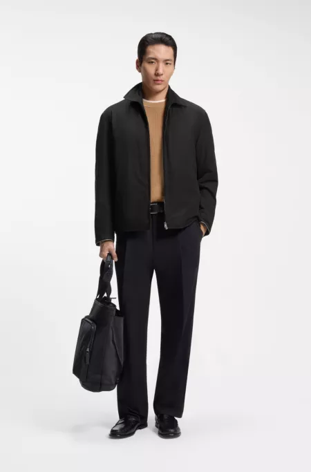 Chaqueta regular fit con acabado repelente al agua