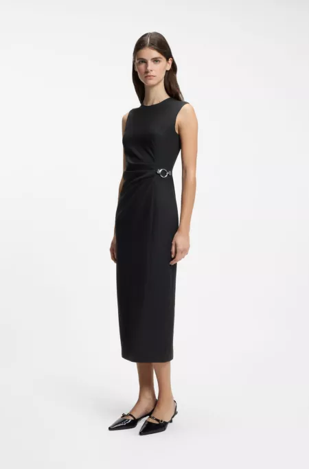 Robe mi-longue à mousqueton en métal