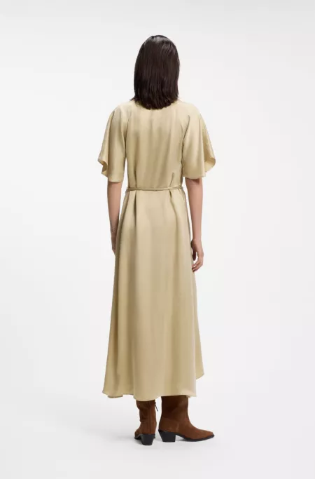 V-neck dress with buckled spaghetti belt