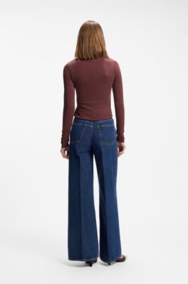 Slim-fit cupro top with modern boatneck, Brown