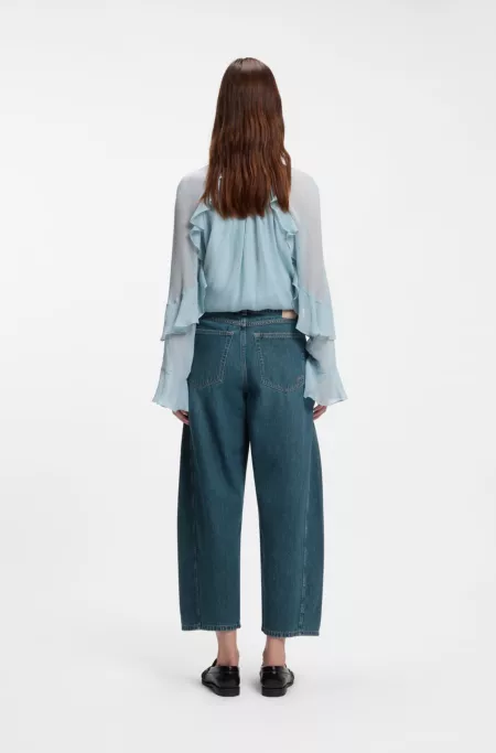 Relaxed-fit jeans with balloon leg and front slits