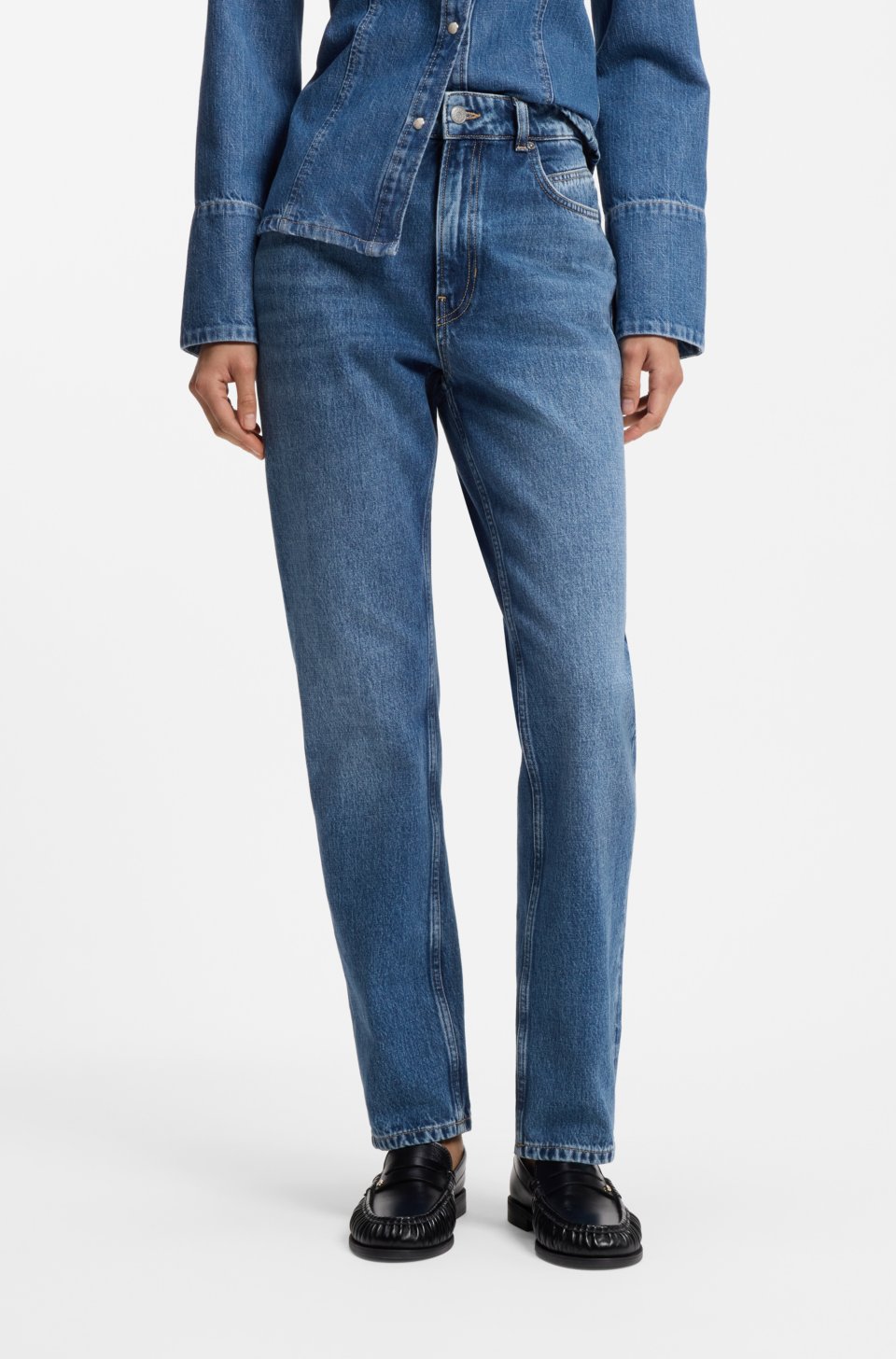 Regular-fit jeans in mid-dark peachy-soft denim
