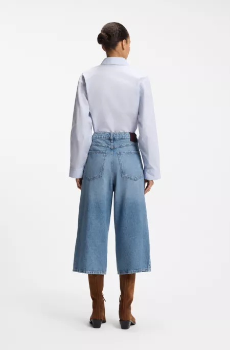 Mid-rise cropped jeans in relaxed fit