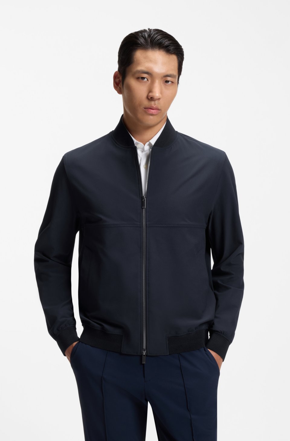 Slim-fit jacket in micro-patterned stretch fabric