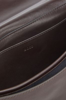 Ariell shoulder bag in leather with adjustable strap, Dark Brown