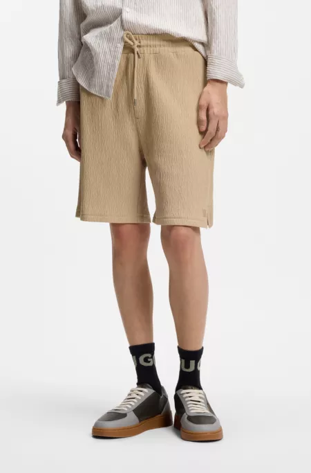 Stretch-cotton shorts with creased effect