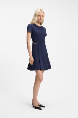 Vestido acampanado con ribetes de cadena, Azul