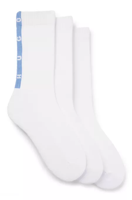 Three-pack casual socks with plush sole