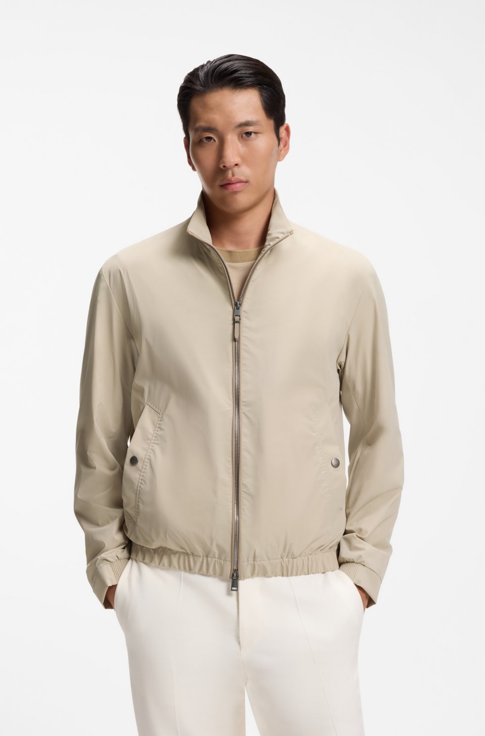 Water-repellent zipped jacket with two-way stretch