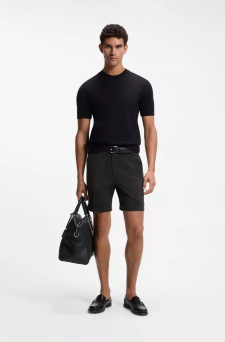 Modern-fit patterned shorts with stretch fabric