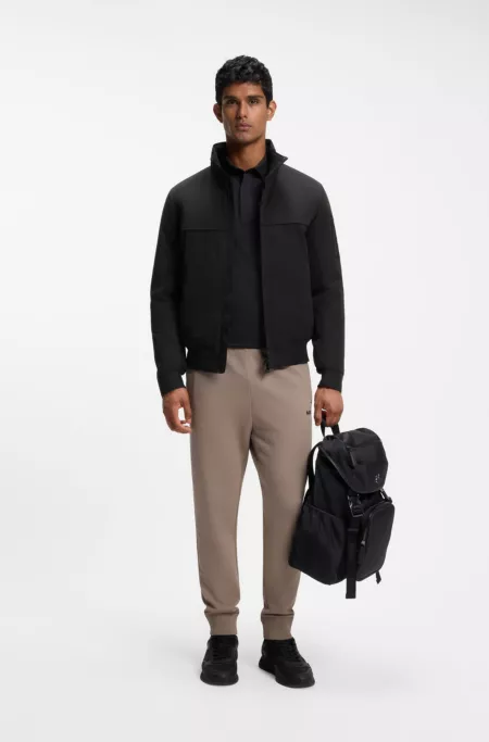 Wasserabweisende Jacke aus angerautem Gewebe