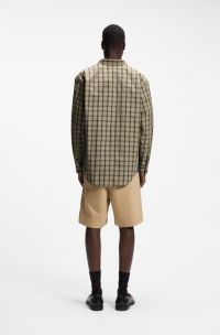 Oversized-fit shirt in checked cotton poplin, Beige Patterned