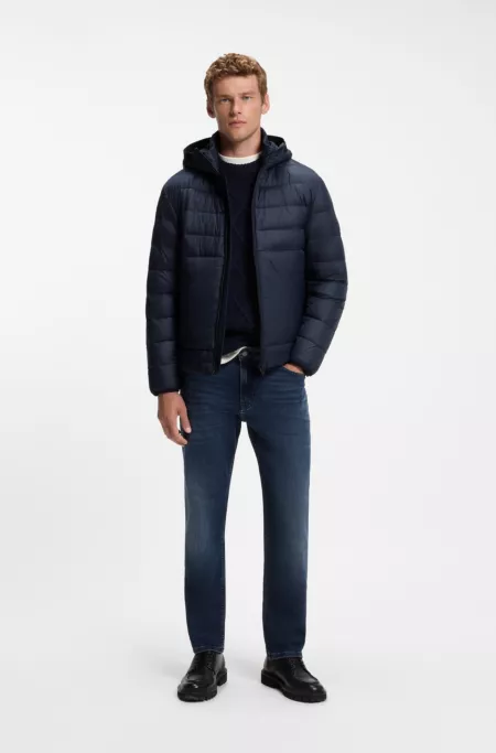 Water-repellent jacket with herringbone tape