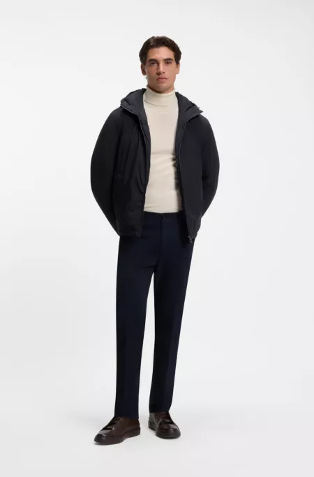Water-repellent hooded short jacket with down filling