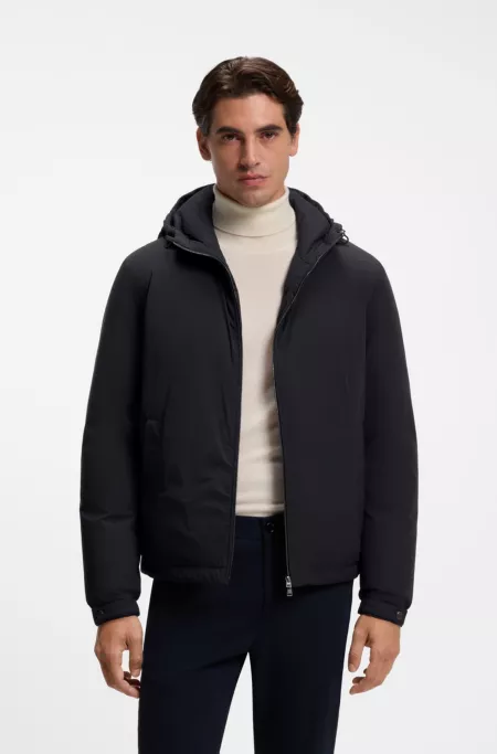 Water-repellent hooded short jacket with down filling