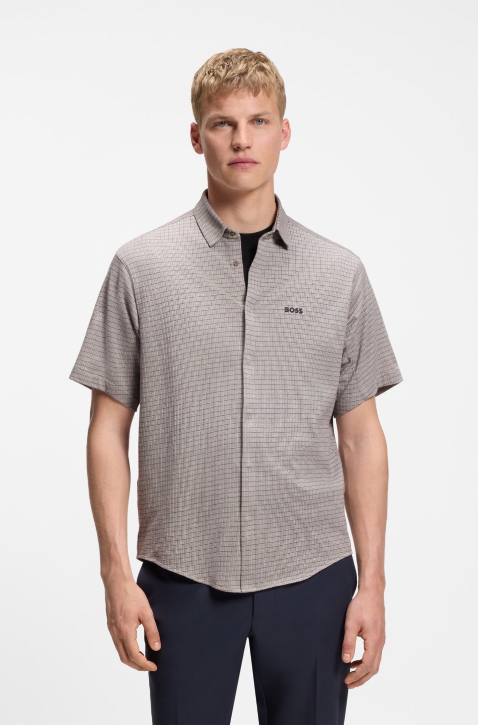 Short-sleeved regular-fit shirt in cotton piqué
