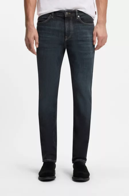 Vaqueros slim fit con costuras en contraste