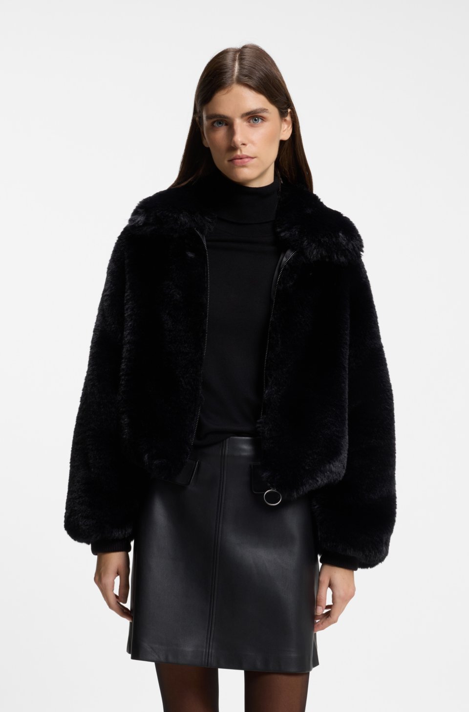 Soft faux-fur jacket with zip closure