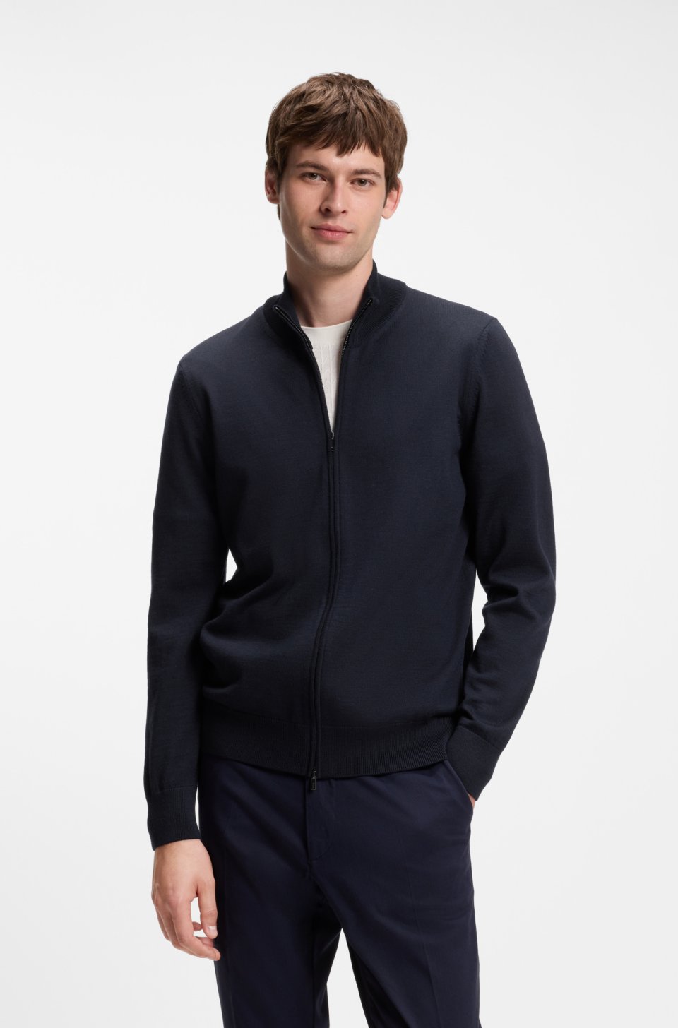 Zip-up sweater in merino wool