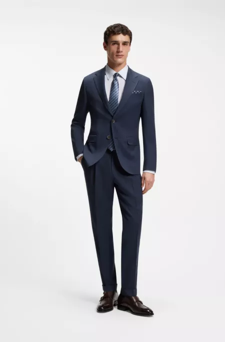 Two-piece slim-fit suit in wool and silk