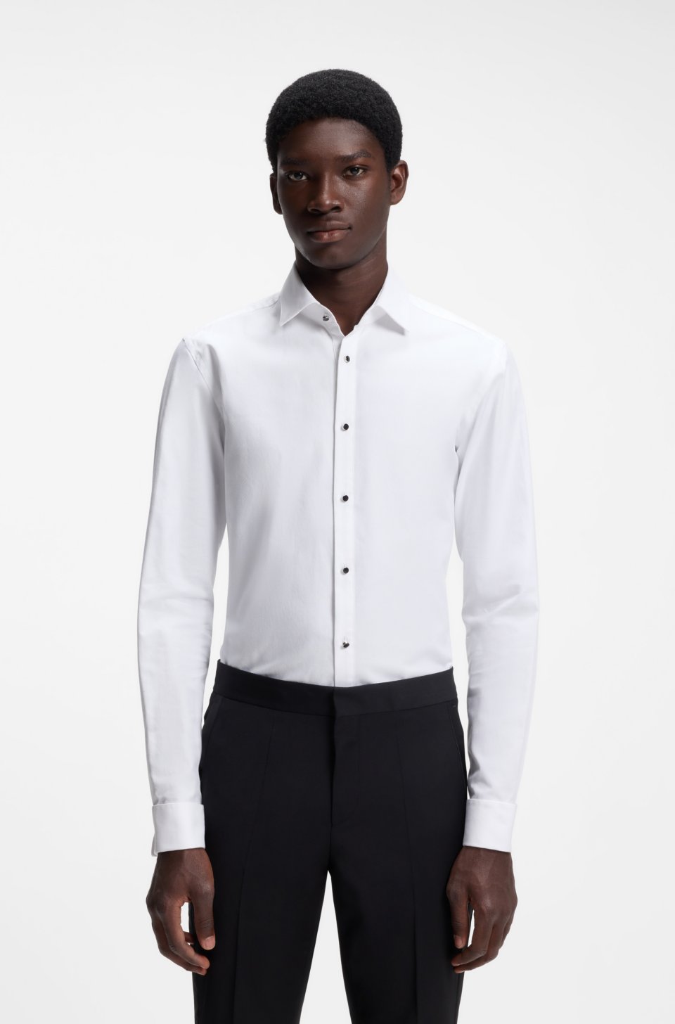 Slim-fit shirt in structured cotton poplin