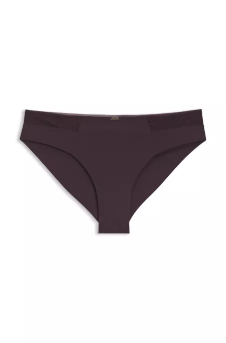 Slip taille basse avec plaquette dorée et dentelle monogramme