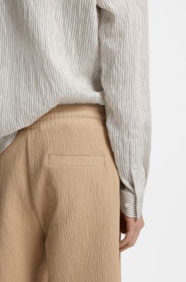 Modern-fit shirt in striped seersucker, Beige stripes