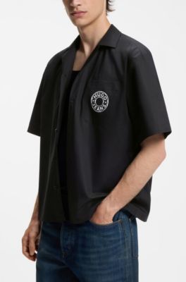 Relaxed-fit shirt with chest print and reverse lapels, Black