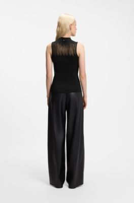 Gestricktes Top mit transparenter Partie, Schwarz