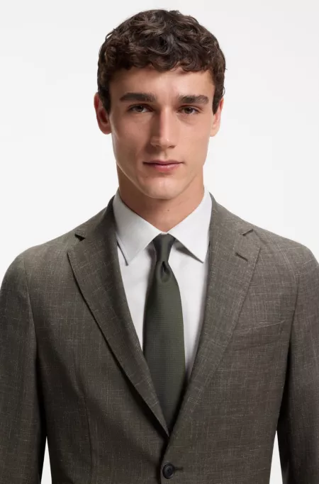 Formal tie with jacquard pattern