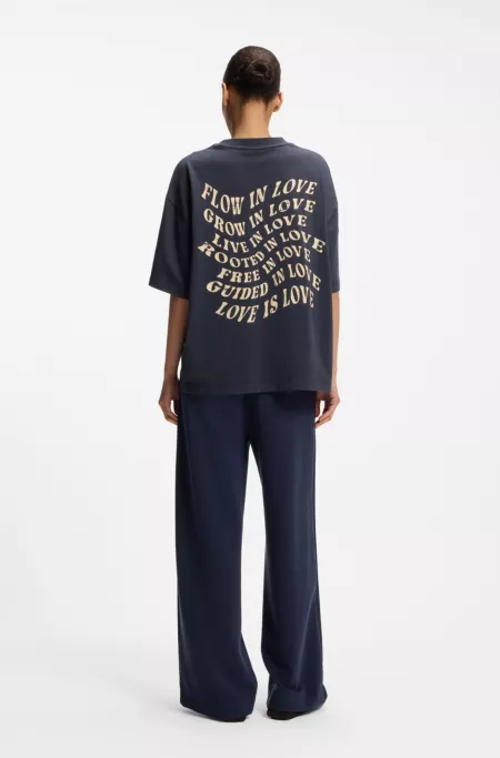 Cotton-jersey T-shirt with slogan artwork