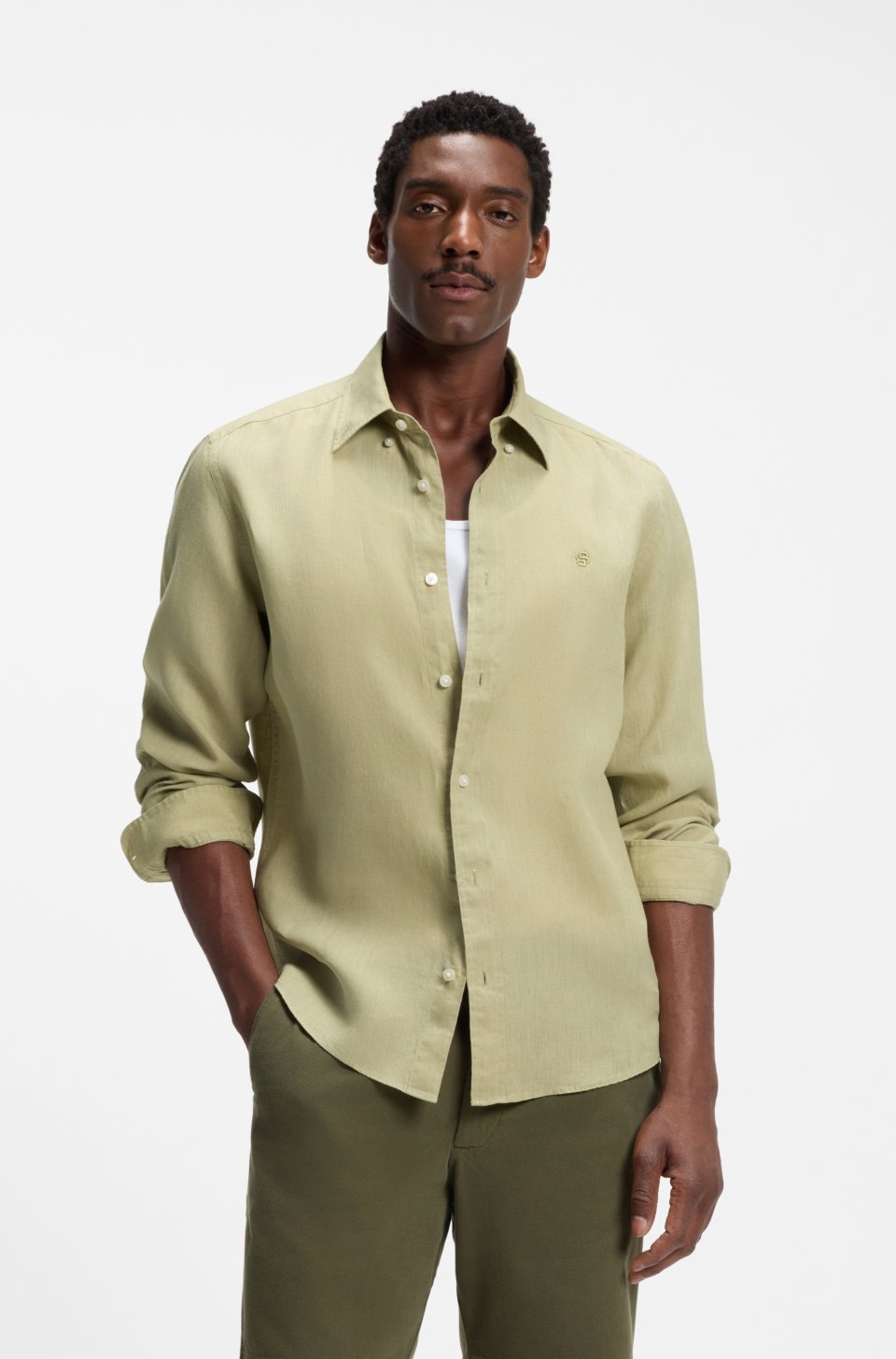 Regular-fit linen shirt